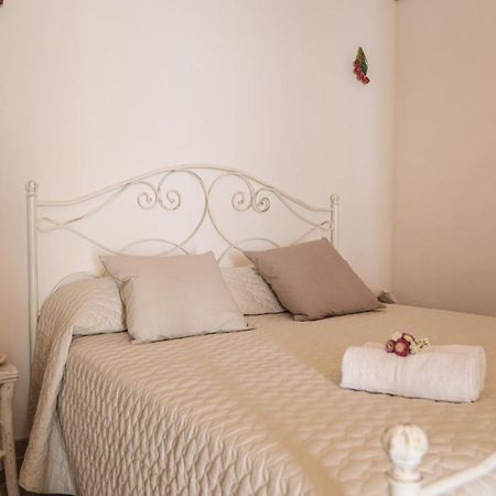 Domus Petra 96 Apartment Ceglie Messapica Ngoại thất bức ảnh