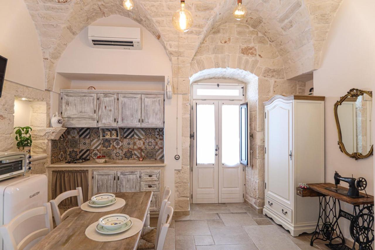 Domus Petra 96 Apartment Ceglie Messapica Ngoại thất bức ảnh